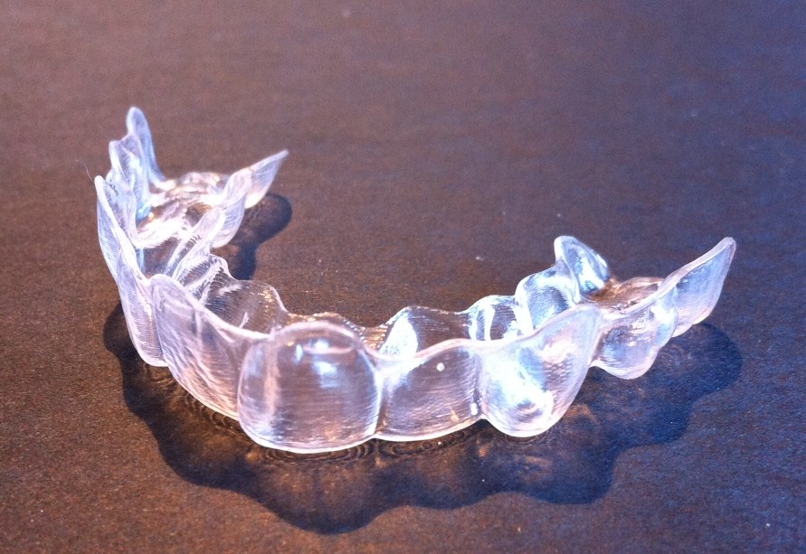 Invisalign_aligner What is Invisalign and How Does it Make Teeth Move ? Part A.