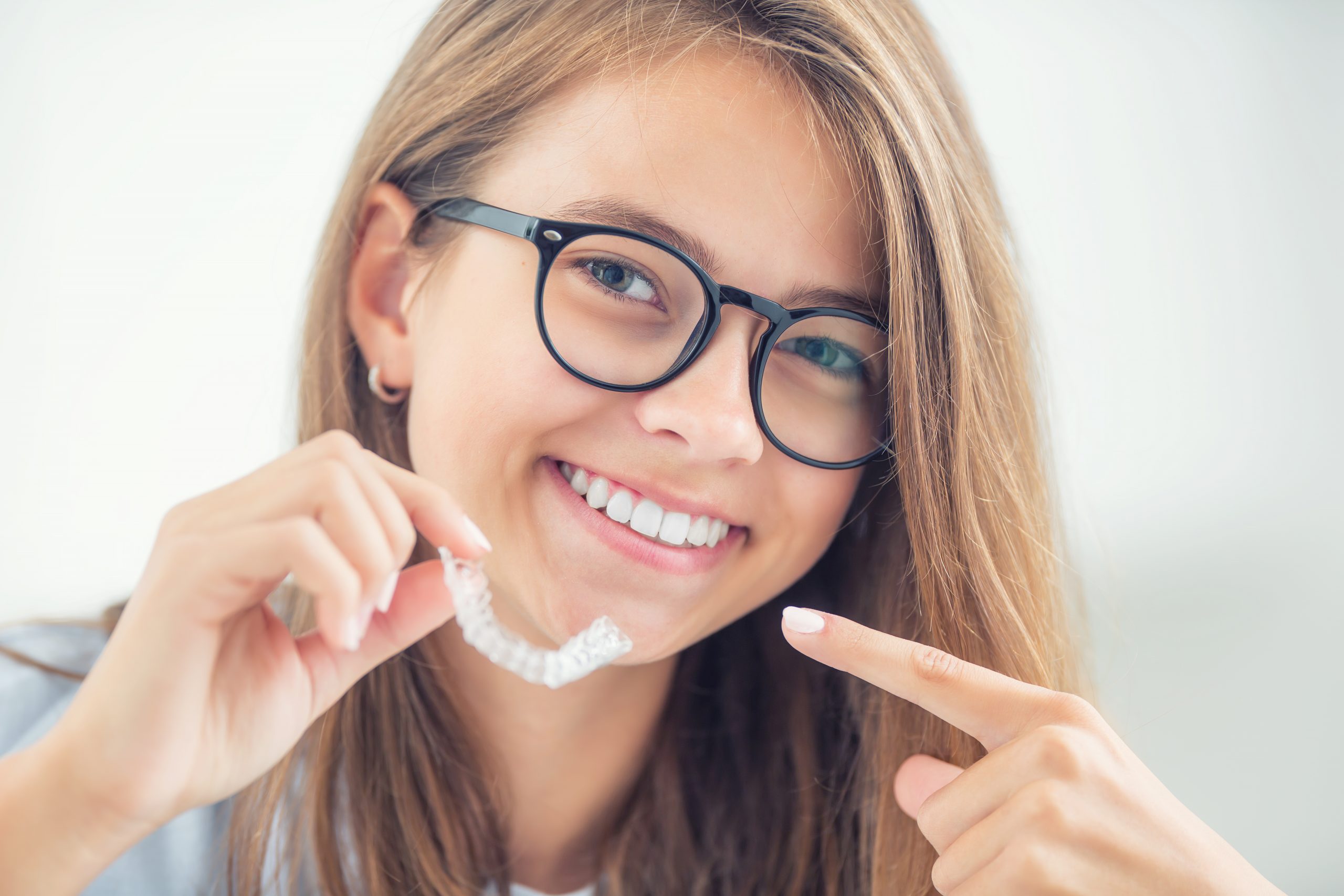 shutterstock_1515575501-scaled What are orthodontic retainers?